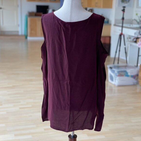 ANTHROPOLOGIE cloth & stone cold shoulder top M - Picture 5 of 6